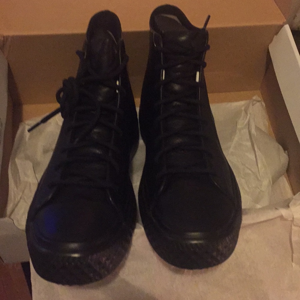 Converse MODERN HI tops black leather 11 m/ 12.5 w